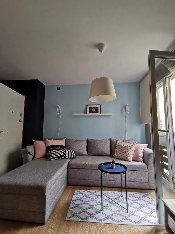 Nest Apartment Zemun 베오그라드 외부 사진