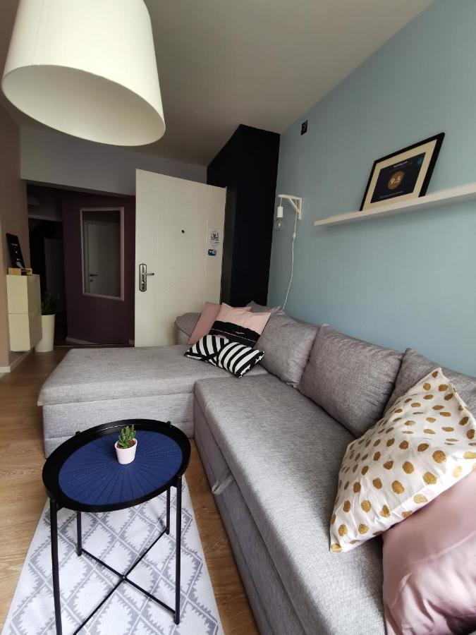 Nest Apartment Zemun 베오그라드 외부 사진